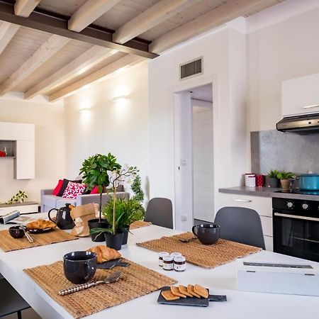 Residenza Gelsomino Διαμέρισμα Ντεζεντσάνο ντελ Γκάρντα Εξωτερικό φωτογραφία