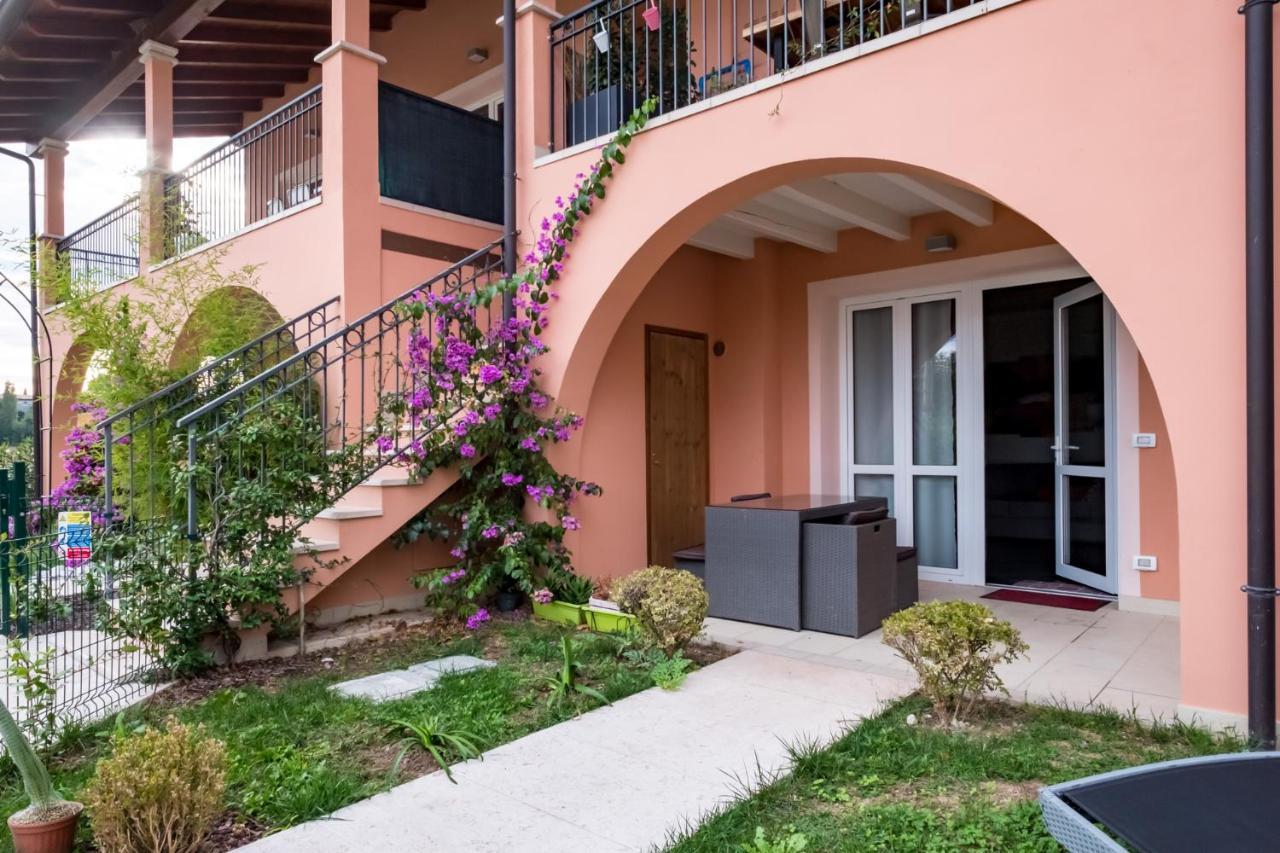 Residenza Gelsomino Διαμέρισμα Ντεζεντσάνο ντελ Γκάρντα Εξωτερικό φωτογραφία