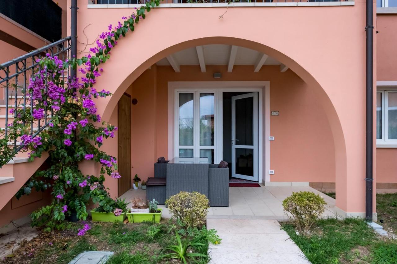 Residenza Gelsomino Διαμέρισμα Ντεζεντσάνο ντελ Γκάρντα Εξωτερικό φωτογραφία