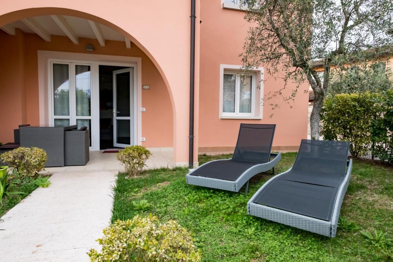 Residenza Gelsomino Διαμέρισμα Ντεζεντσάνο ντελ Γκάρντα Εξωτερικό φωτογραφία