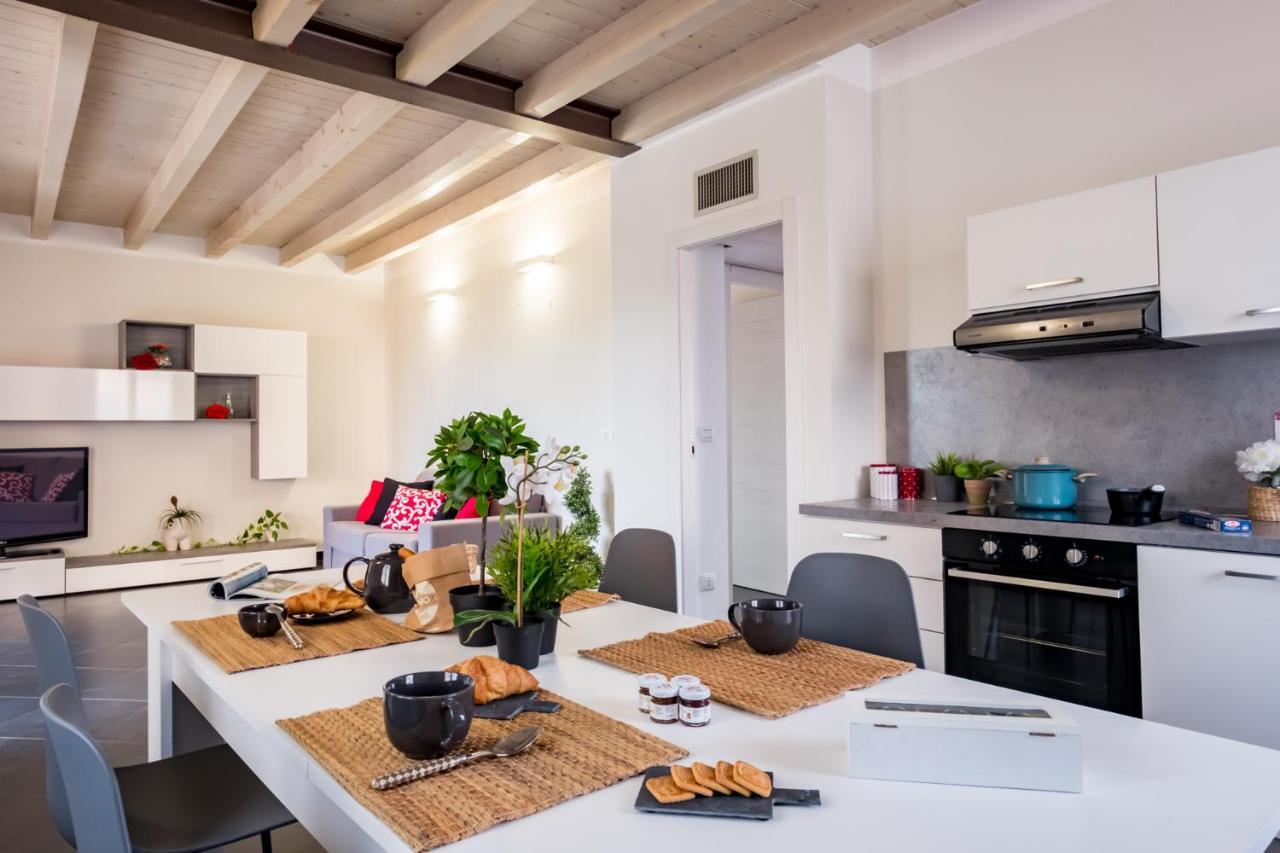 Residenza Gelsomino Διαμέρισμα Ντεζεντσάνο ντελ Γκάρντα Εξωτερικό φωτογραφία